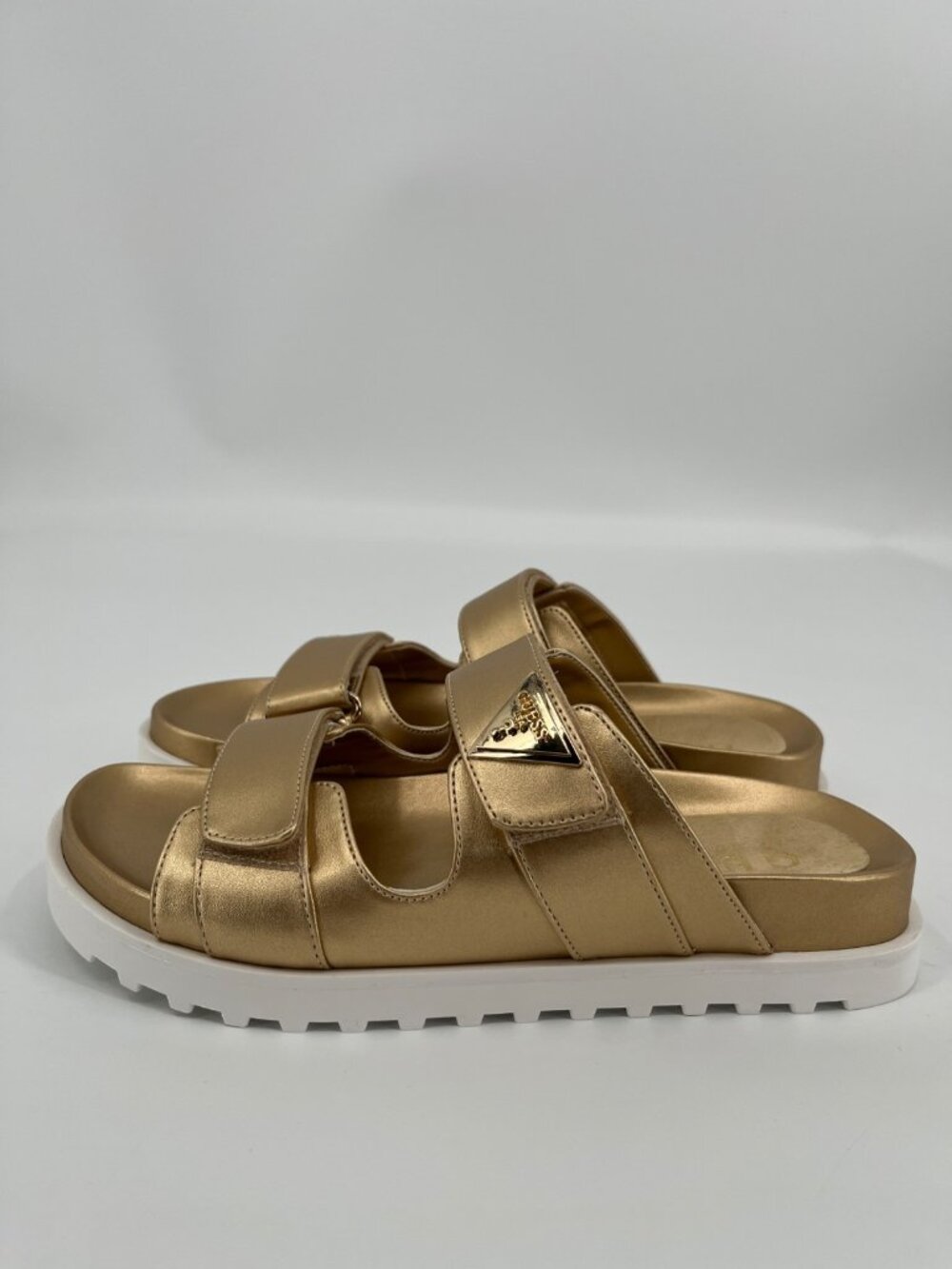 Guess Fabula Lug Sole Sandals Gold Size 9M Faux Leather Hook Loop Platform Slide - Picture 5 of 15